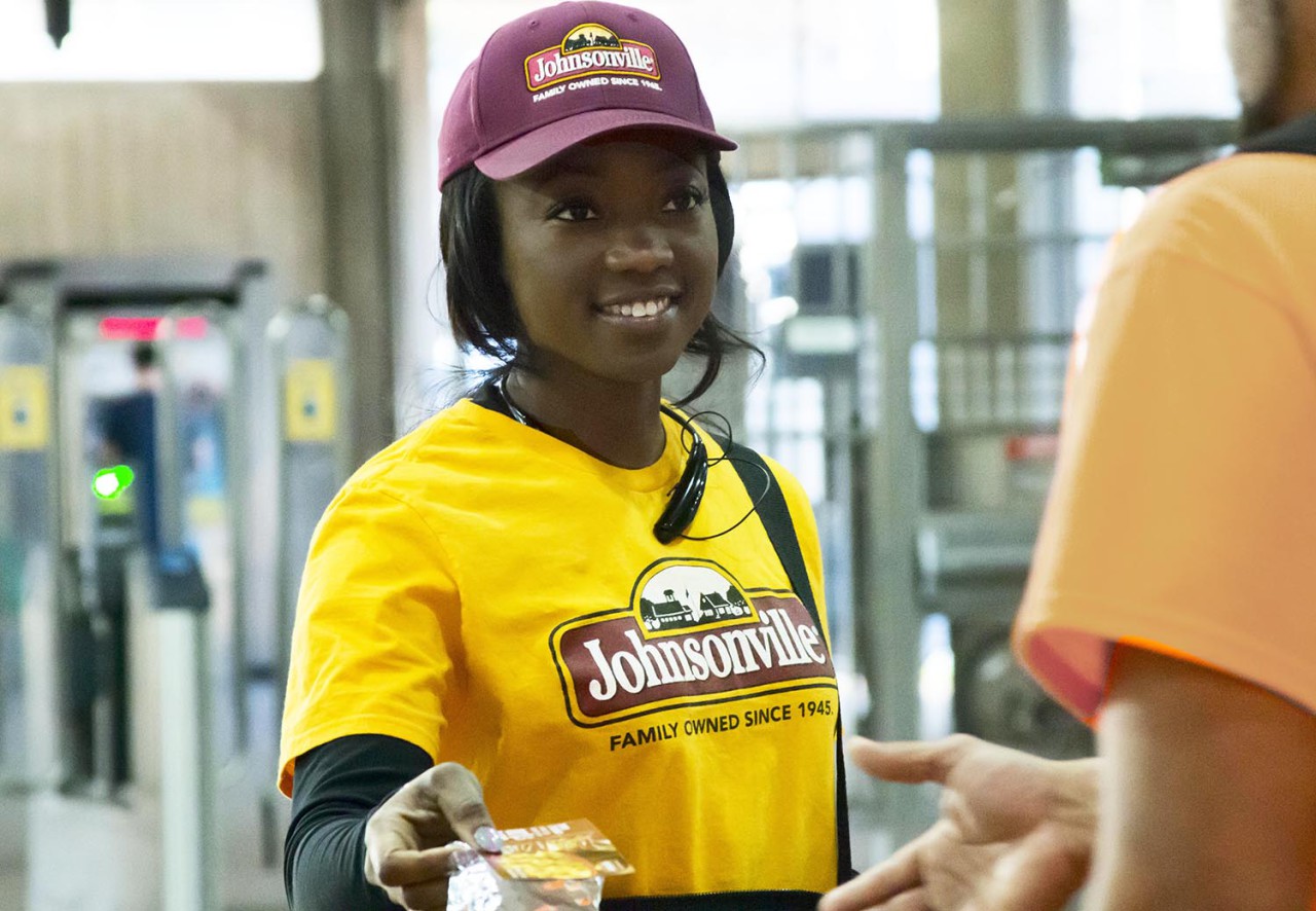 3 Reasons Johnsonville’s “Guerrilla Sampling” Idea is Awesome
